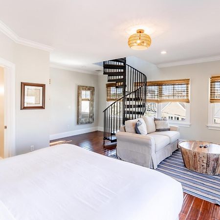The Newport Lofts - 548 Thames Street Apartment Екстериор снимка